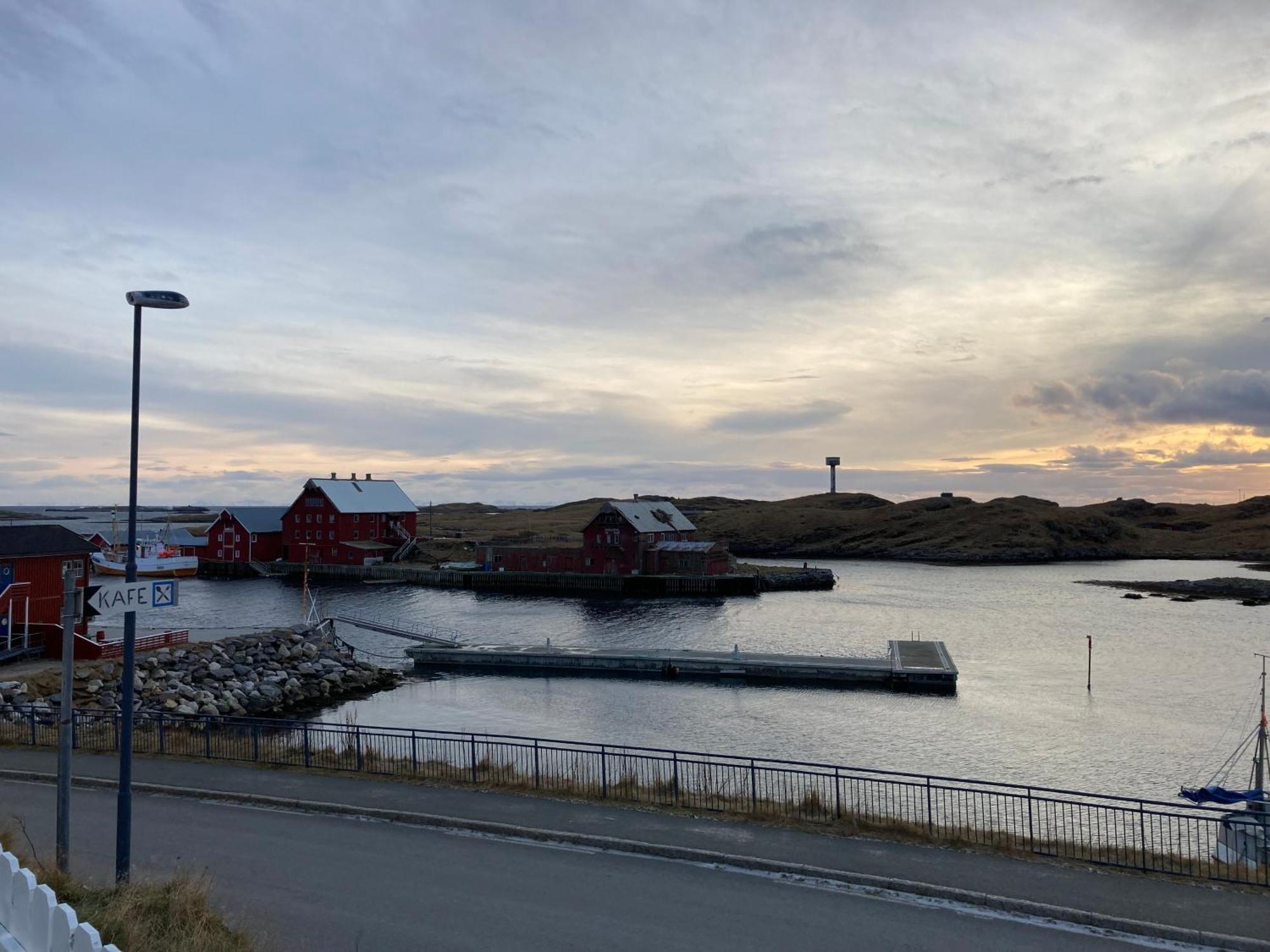 Hotel Fiskarheimen Havly, Røst Exterior foto