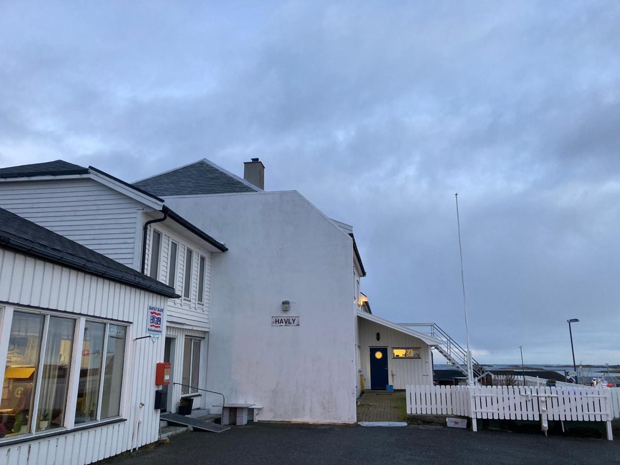Hotel Fiskarheimen Havly, Røst Exterior foto